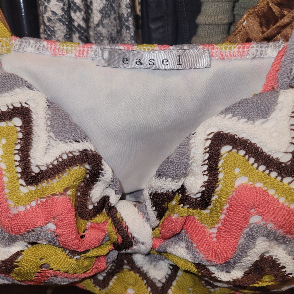 Cropped top - Picture 2 of 4